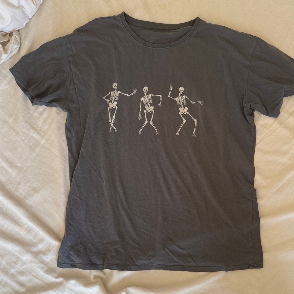 Gray Skeleton Graphic Men's T-Shirt